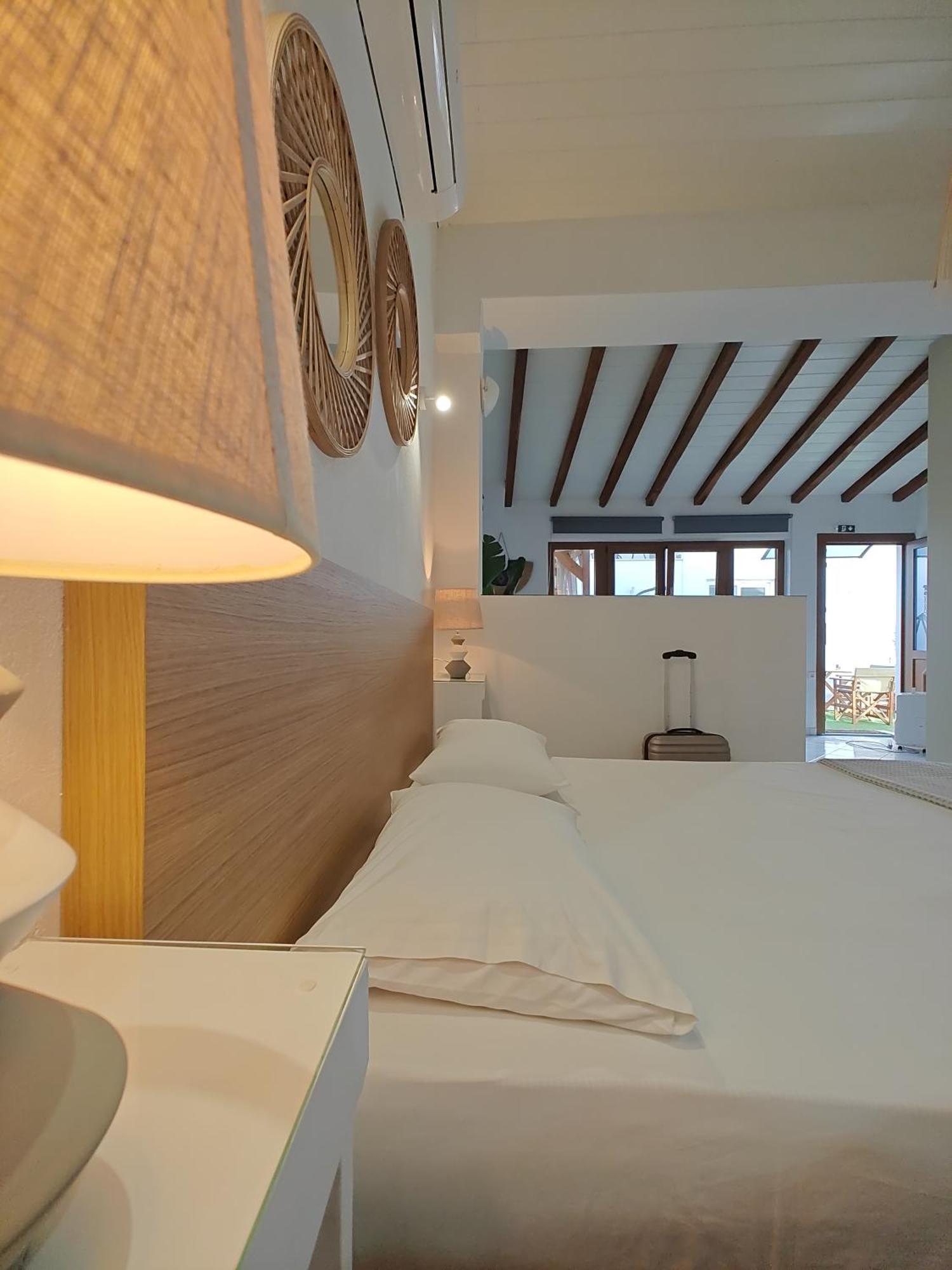 Del Sol Suites İskados Dış mekan fotoğraf